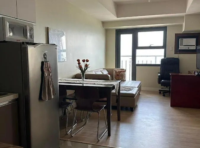 Jojies Crib Horizons101 Family Penthouse 2*